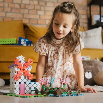 Zestaw klocków Connect - Basic Girl 70 elementów 4+ Trefl 61982